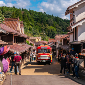 The Town of Bengara Red, HIROSE Yasuyuki