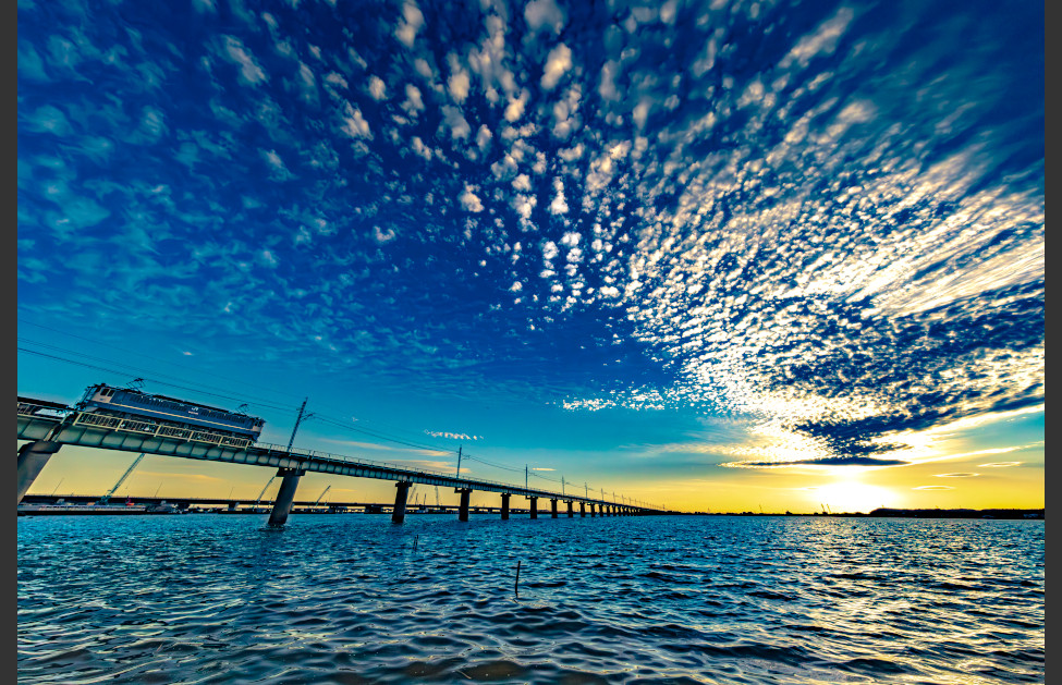 夕日に向かって